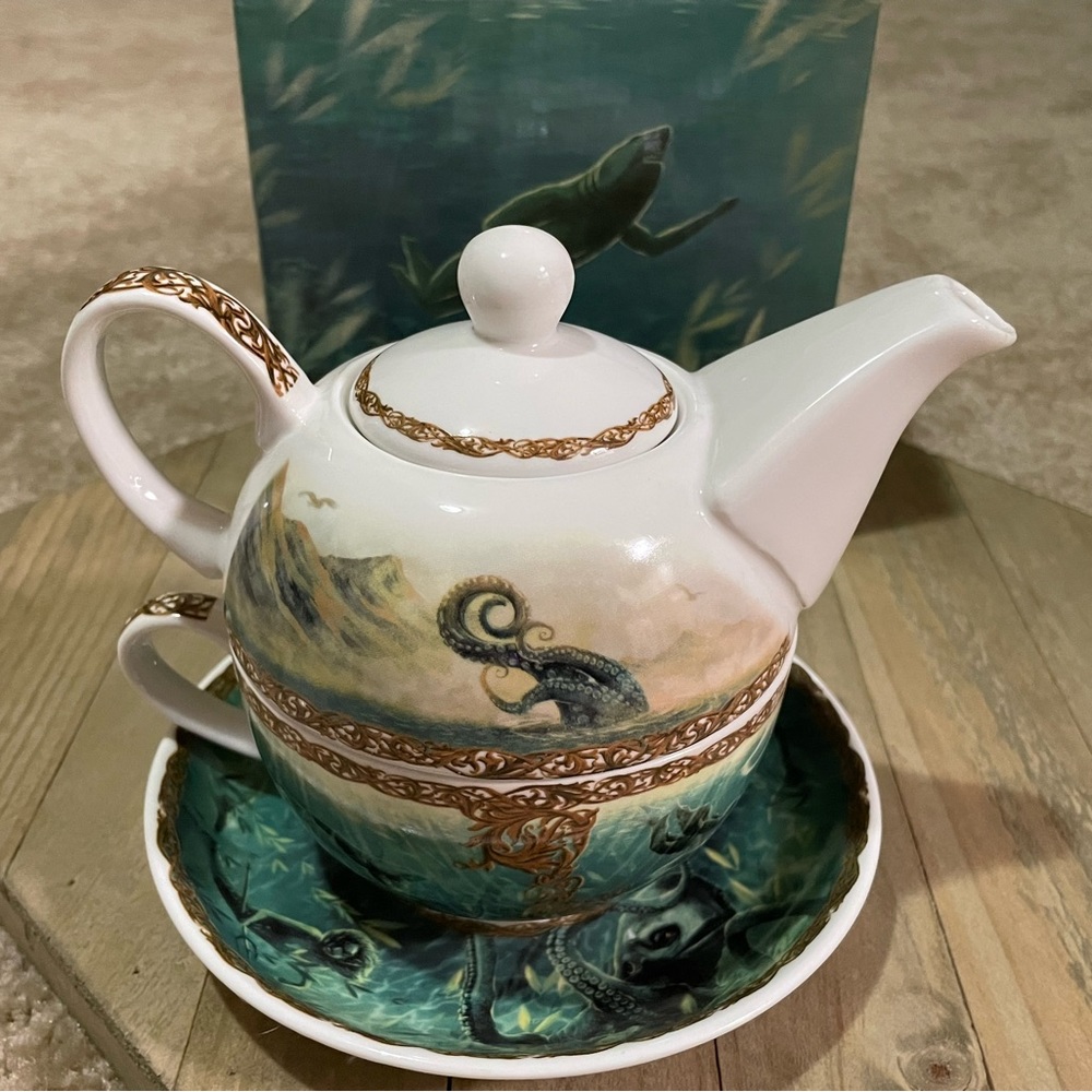 Triwizard Tournament Teapot